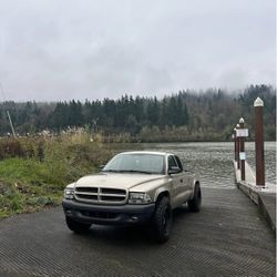 2003 Dodge Dakota