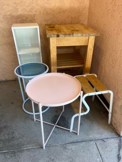 FREE furniture, must pick up today from Alamitos Beach