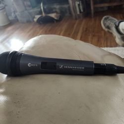 E822 Sennheiser Mic