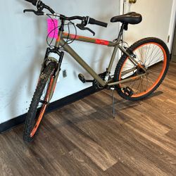Ozone 500 Adults Descender 26/ 15-Speed Mountain Bike