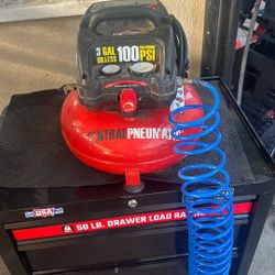 Compresor Neumátic. 3 Gallons 