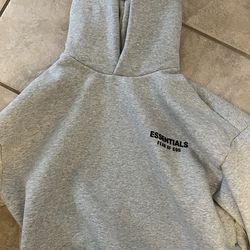 Essentials Fleece Hoodie in Heather Grey