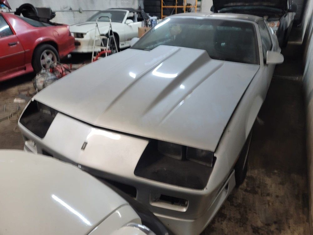 Parting Out 1990 Camaro