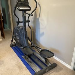 Nordic Track Elite 1300 Elliptical 