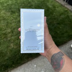 Marc Jacob’s Daisy Dream
