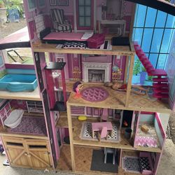 Kidkraft Barbie Dollhouse