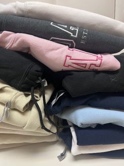 Gilden Sweats And Hoodies -16 Piece-Medium Size-New-all Have Flaws or Blemishes-$32 ALL PIECES-sudaderas Nuevas Con Defectos 