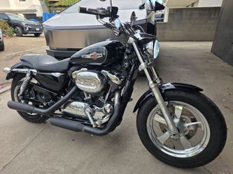 2012 Harley Davidson Sportster 1200 custom