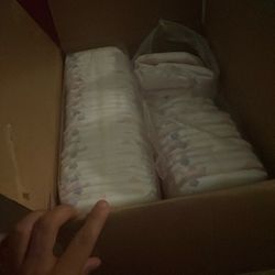 Open Box Size 6 Huggies Brand