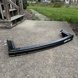 Jeep Grand Cherokee Rear Crash Support 