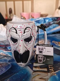 Universal Halloween Horror Nights HHN 2026 Terrifier Art The Clown Mug
