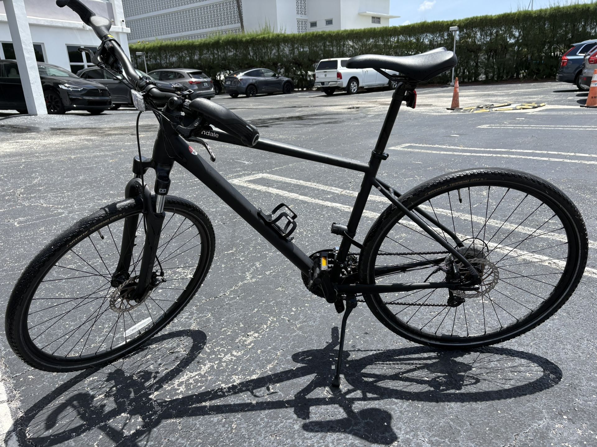 Cannondale Quick CX4 Hybrid Bike Large Frame (5β10β- 6β1β) Great Condition