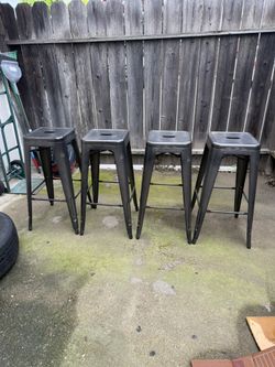 Set Of 4  Bar Stools