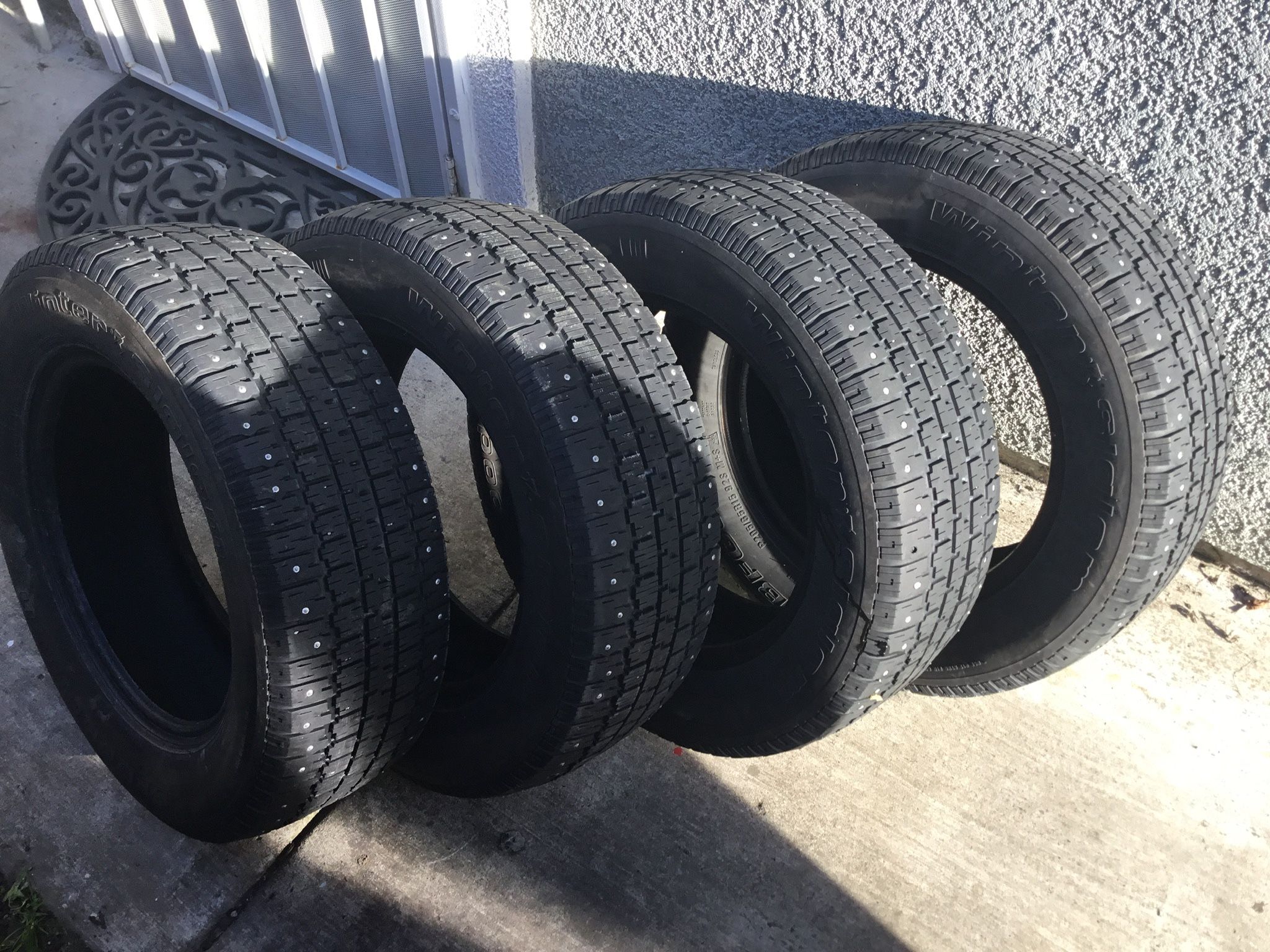 205/65/15. Tires