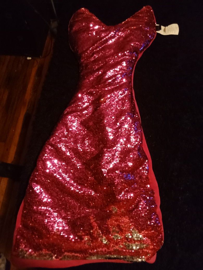 Cynthia Rawly Flipped sequin mermaid tail Snuggle tail. Sleeping bag. Pre-own
