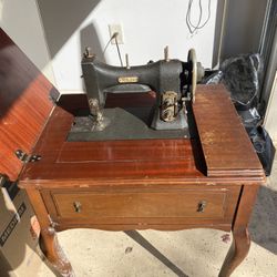 Sewing Machine 