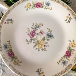 Set Of 4 Liling Fine China Yung Shen Ling Rose Plates