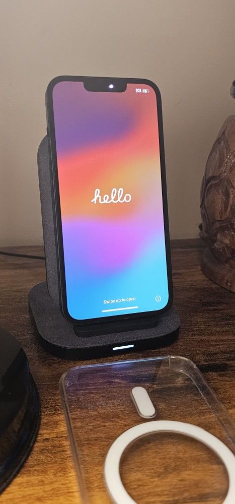 Apple iPhone 13 128GB - Unlocked