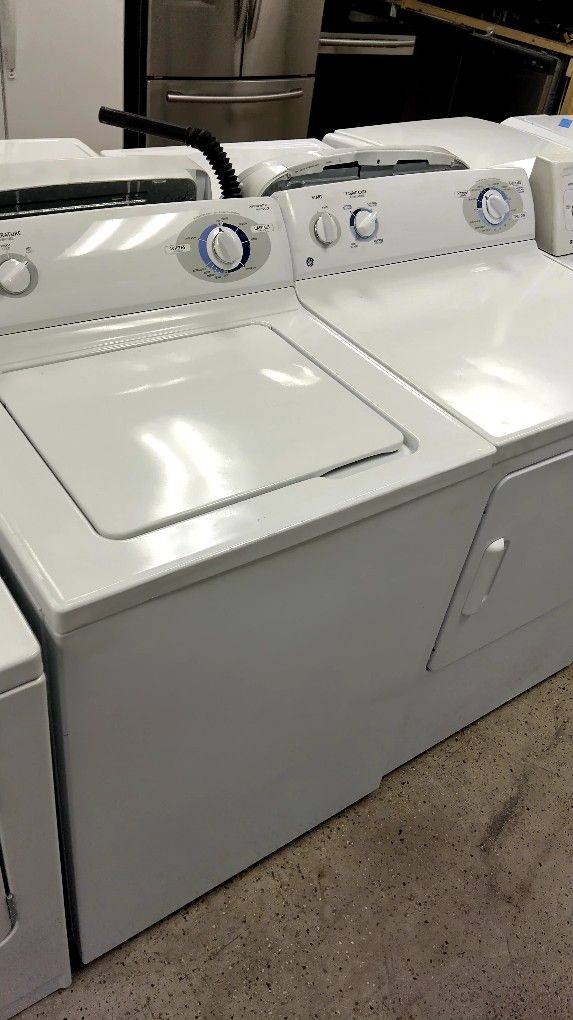 GE Washer And Dryer Set