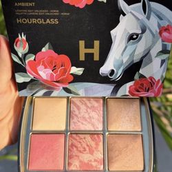 Hourglass Horse Palette 