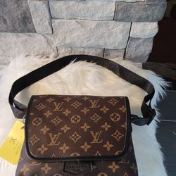 Beautiful Shoulder Bag 