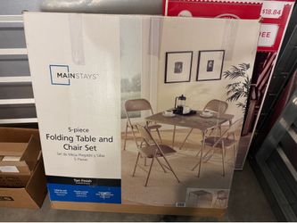 NEW NEVER USED MAINSTAYS 5 piece DINING TABLE set walnut finish 4 CHAIRS