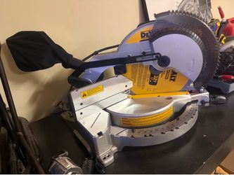 Dewalt saw