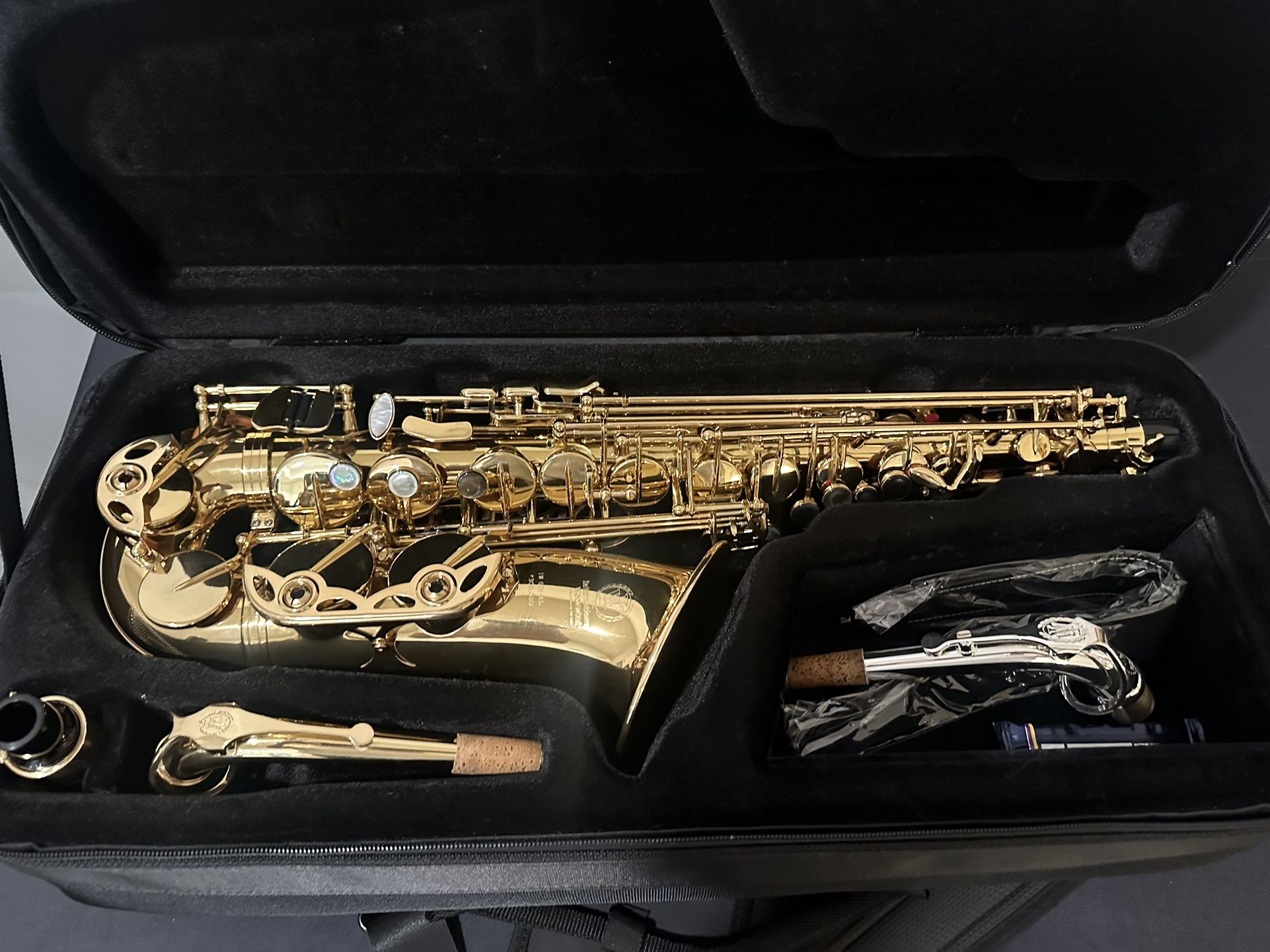 IW 601 Al Alto Saxophone - Patterned After New Selmer Signature Alto Sax