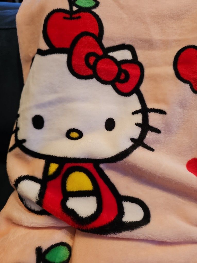 Hello Kitty Blanket