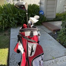 Used Kids Golf Bag And Left Handed Clubs