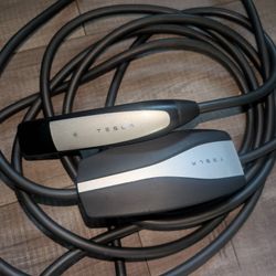 TESLA CHARGER