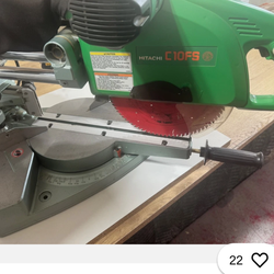 Sliding miter saw