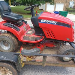 Snapper LAWN Mower