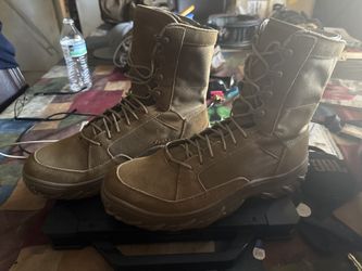 Oakley Field Assault Boots Coyote Brown