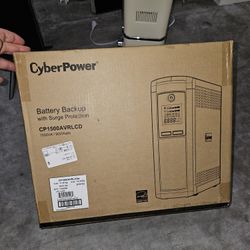CyberPower CP1500AVRLCD