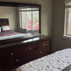 Queen Bed Set With Mattress 