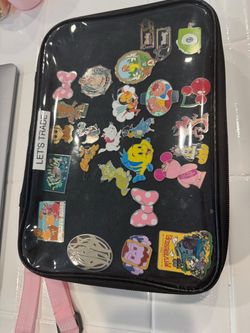 Disney pins authentic