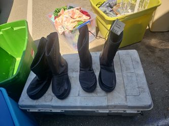 Snow Boots