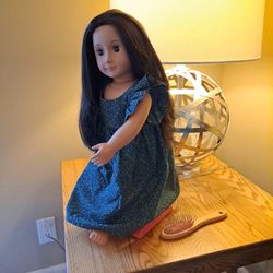 My Generation Doll Girl With Brush And Stand