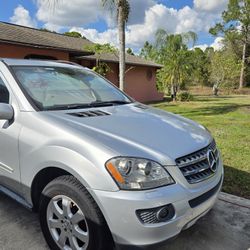 2007 ML350 and 2008 S550