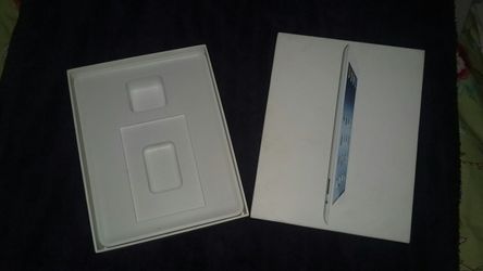 3rd Generation iPad 32GB (white) BOX ONLY