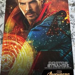 Hot Toys Sideshow Collectibles Infinity War Doctor Strange 1/6 Scale Collectible Figure