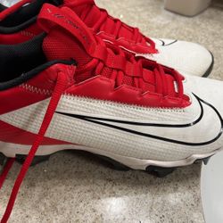 Size 7 Nike Cleats