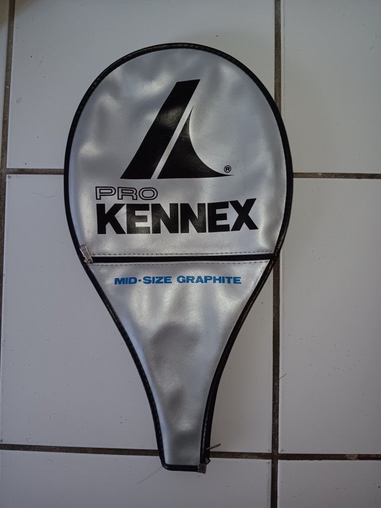 tennis racket zippered cover 