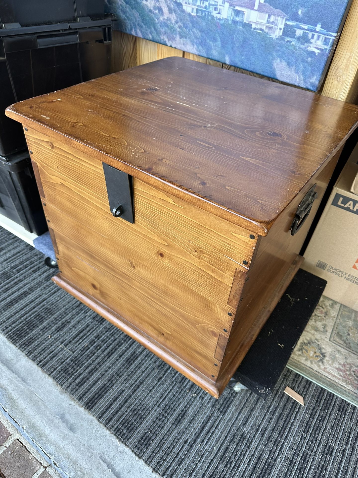 Pine Blanket Box (Safety Latched) Pier One