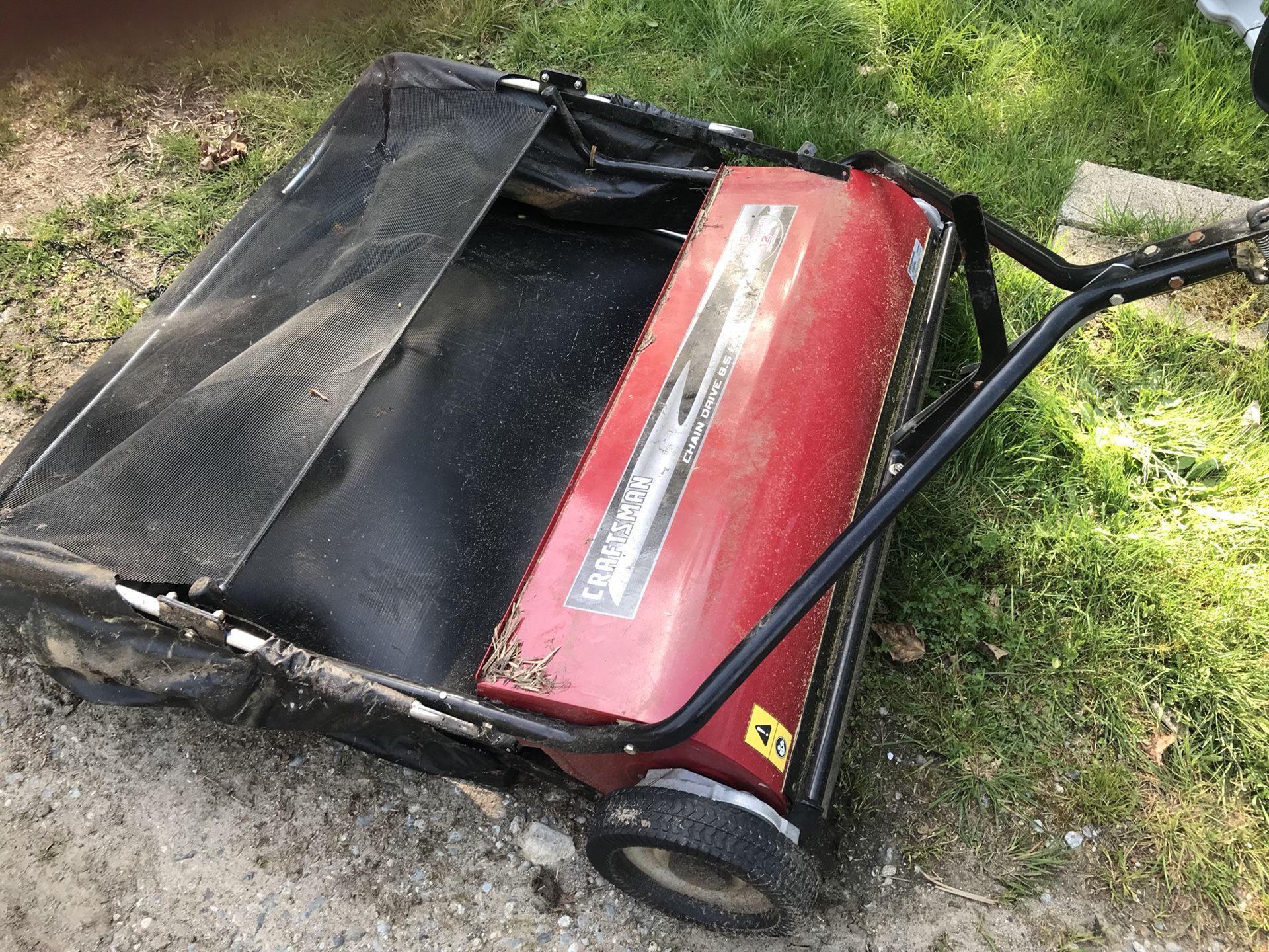 Riding lawn mower lawn sweeper bought this used but never got around to using it so I’m selling for what I Padres for it