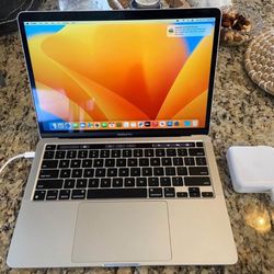 MacBook Pro Laptop 