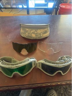 Revision Military Tactical Ballistic Goggles Kit w/ Extra Lenses & Carrying Case