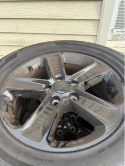 Tires and wheels for 2018-2026 Jeep Wrangler