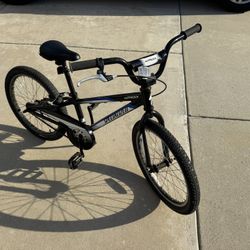 Specialized 20” Hotrock Coaster Kids Bike (5-8 Years Old)